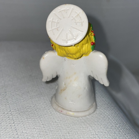 Vintage 1980 WALLACE BERRIE Christmas Praying Angel Halo PVC 2 inches - Picture 3 of 6
